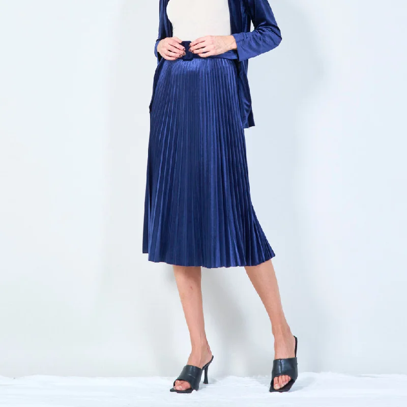 Satin Dresses for Shiny Look -Pleated midi velvet skirt with belt wholesale