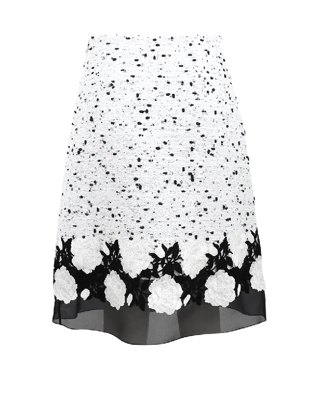 Luxury maxi skirts for dramatic flair -Tweed Floral Macrame Skirt