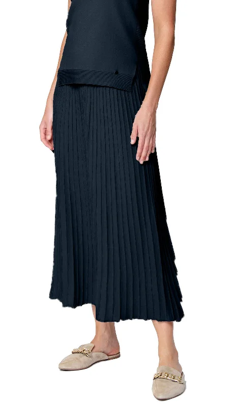 Short-sleeved Dresses for Summer -Geraldina Pleated-Knit Maxi Skirt - Dark Navy